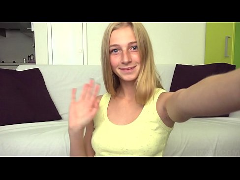 ❤️ Keď sa nudím, lenivo si masturbujem svoju ružovú kundičku Šukanie na sk.novoporn-com.ru